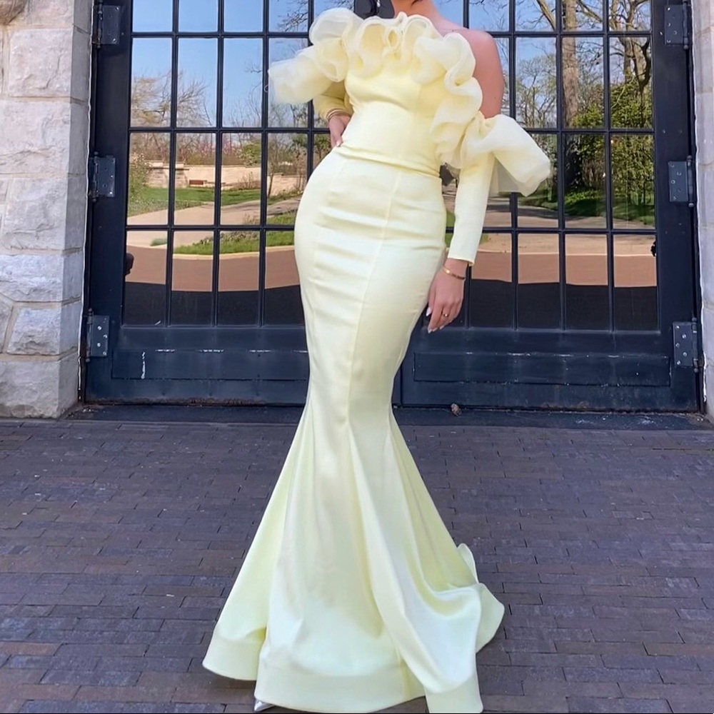 Elegant Off-Shoulder Yellow Ruffle Gown
